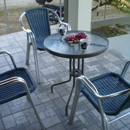 Cosmitsa House Vingláfia