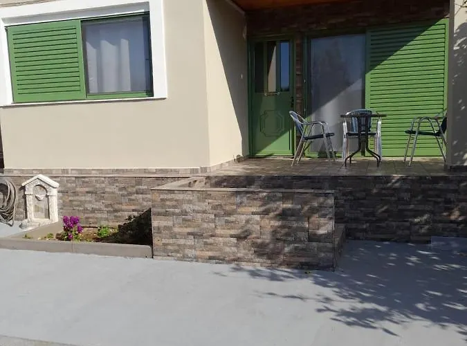 Cosmitsa House