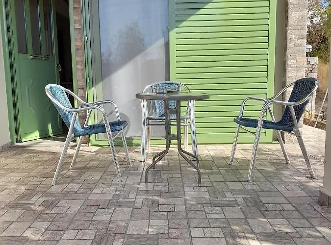 Nyaraló Cosmitsa House Vingláfia